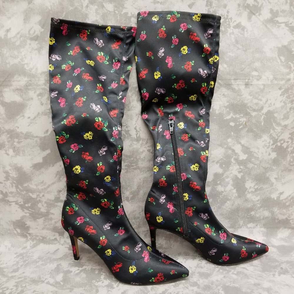Betsey Johnson Vidal Knee High Floral Boots size 6